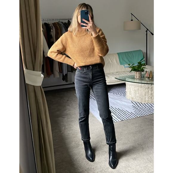 MAISON MARGIELA Archival Suede Bootie | Black Italian-Made Minimalist Luxe Boots - Picture 14 of 14